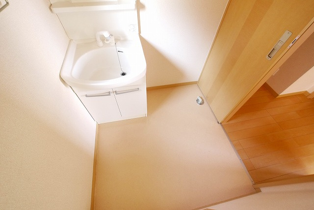 ベラ　カーサの洗面所|忙しい朝には欠かせない洗面所です