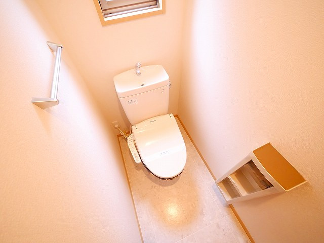 ベラ　カーサのトイレ|コンパクトで使いやすいトイレです