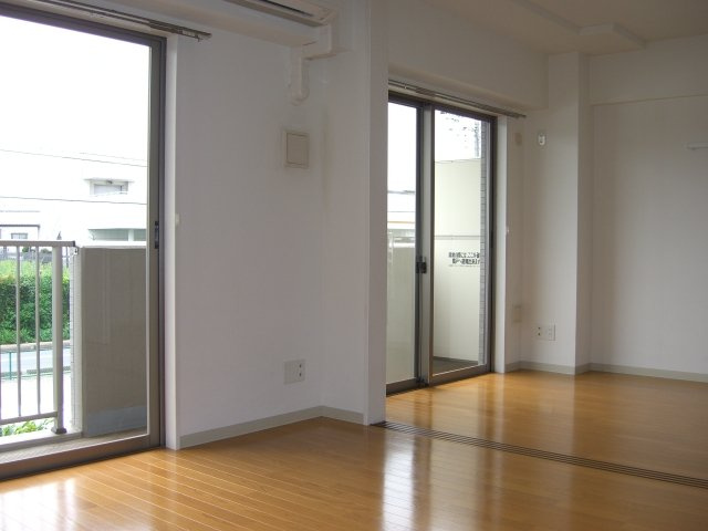 アネックス美華のセキュリティ|オートロックつき