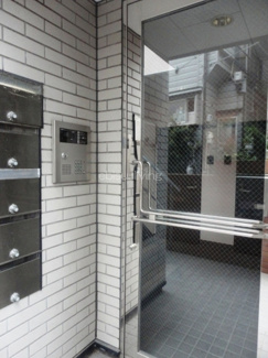 【エントランス】