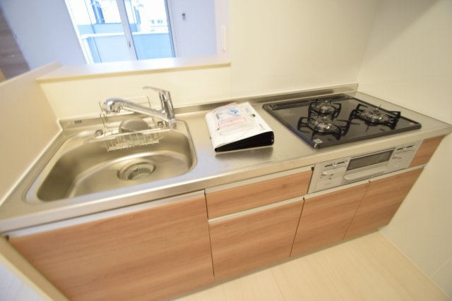 ソフィアのキッチン|３口システムキッチン