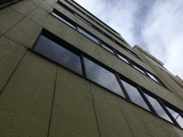 勢関堂ビル