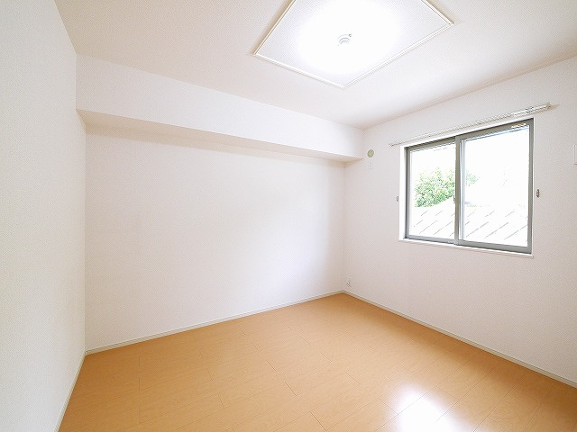 メテオール学園前の洋室|スタンダードな洋室です