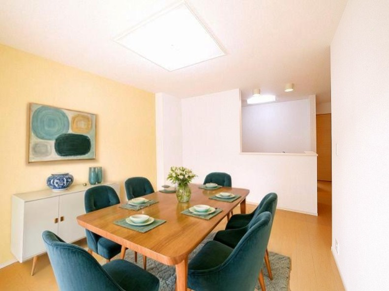 メテオール学園前の居間・リビング|CGで家具等を配置したもので家具等は含まれません