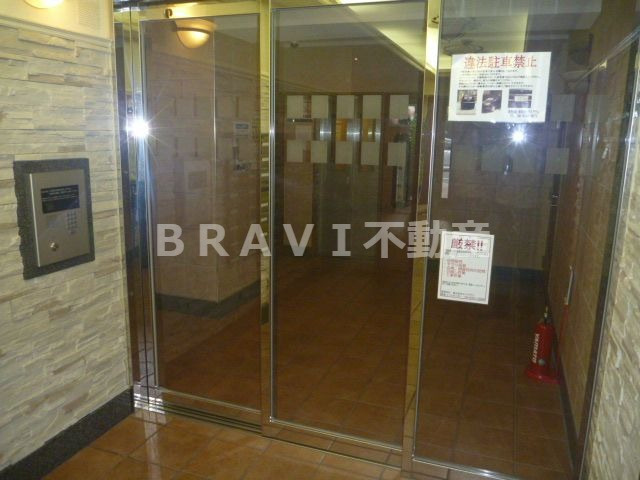 CITY SPIRE心斎橋EAST（シティスパイアシンサイバシイースト）　BRAVI不動産のエントランス|【CITY SPIRE心斎橋EAST】エントランスです