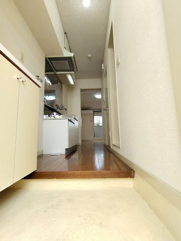 【玄関】
