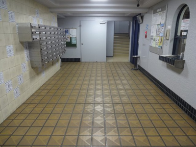 【エントランス】 | メゾン根岸（根岸3-3） | メゾン根岸　管理状況も良好です！