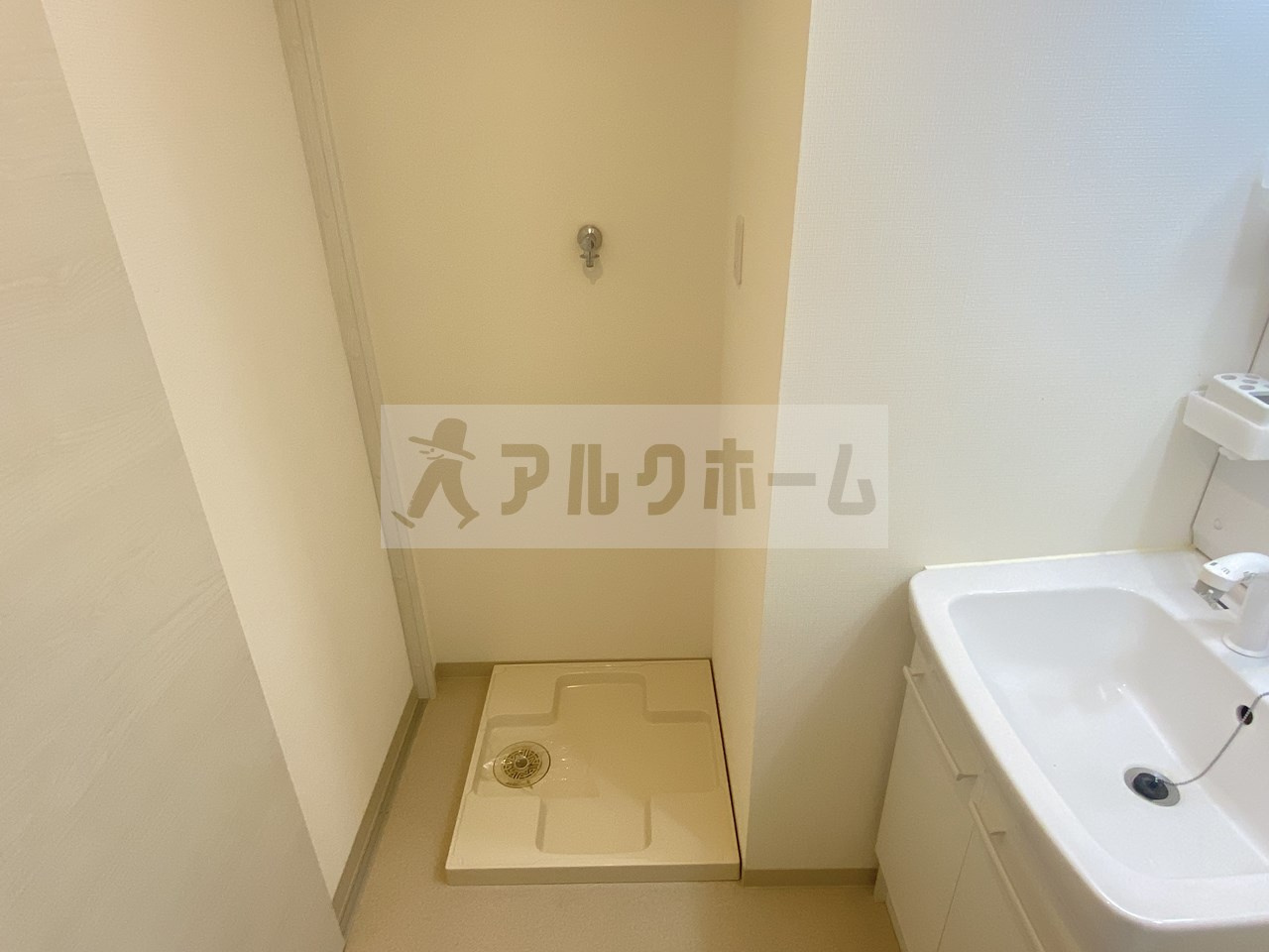 ステラウッド清州の洗面所|ステラウッド清州　洗濯機置き場