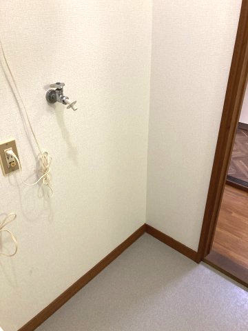 保古ハイツの洗面所|洗濯機置場