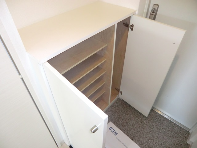 ウィスタリア三国のその他