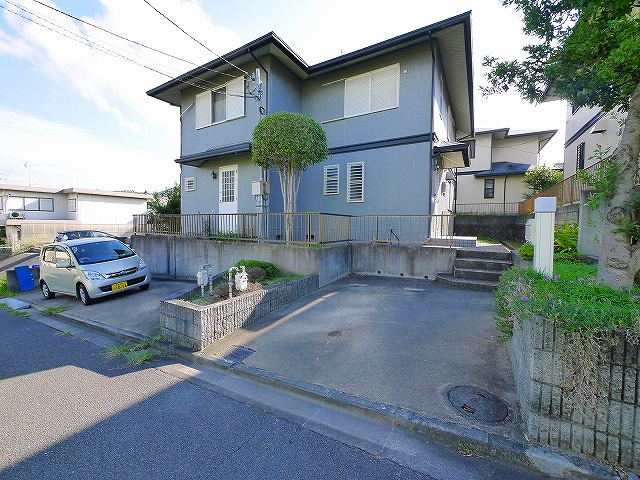 タウンハウス中辻の駐車場|駐車場があります