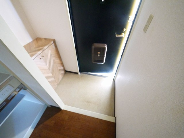 ディアコート奈良（東木辻町）の玄関|きれいな玄関です