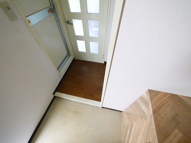 ディアコート奈良（東木辻町）の玄関|きれいな玄関です
