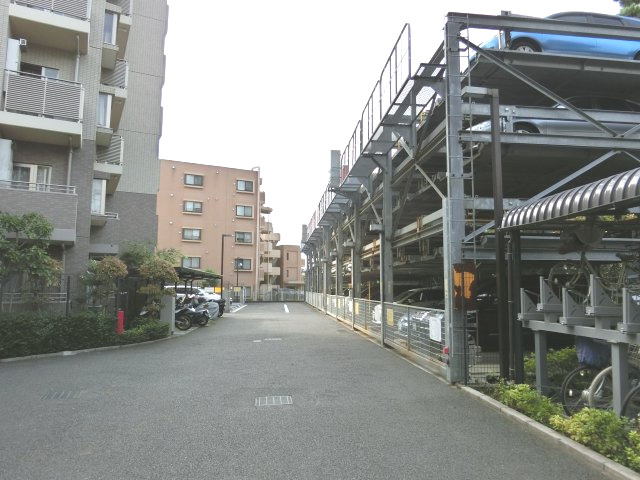 ルイシャトレ八千代台アリアーテ　習志野市東習志野８丁目の駐車場