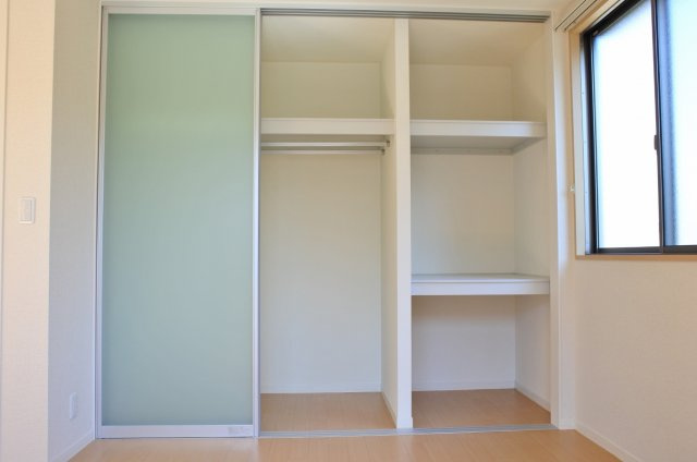 ブルースカイコートの洋室