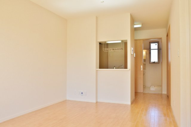 ブルースカイコートの居間・リビング