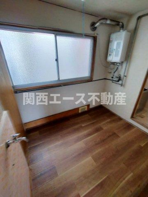 | 八軒家