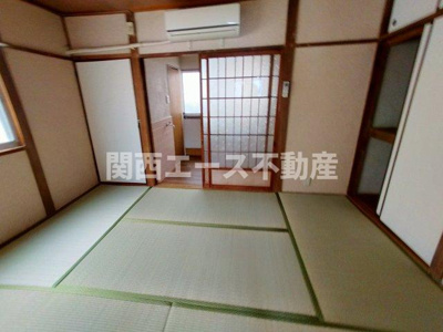  | 八軒家