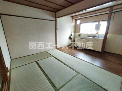 | 八軒家