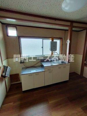 【キッチン】 | 八軒家