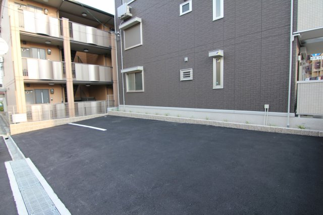 【駐車場】 | サザングレイスⅡ