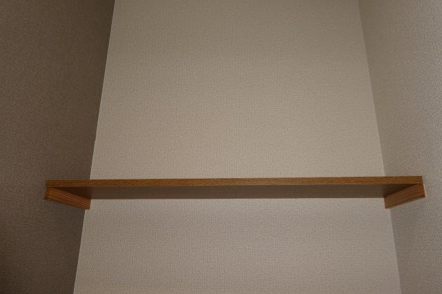 ウィステリアＢのトイレ|トイレ棚