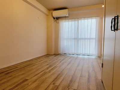 【内装】 | ミモザビル | ミモザビル　洋室７．５帖（キッチン側から）