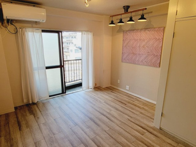 【内装】 | ミモザビル | ミモザビル　洋室７．５帖（キッチン側から）