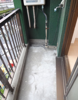 【バルコニー】 | ミモザビル | ミモザビル　北東向きのベランダです