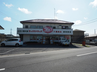 【外観】 | 周囲には建物はありません。
