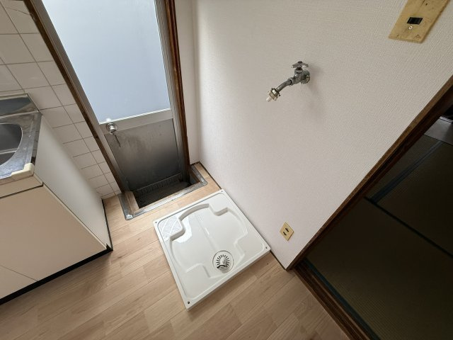 【設備】 | 東難波町４丁目平家 | 洗濯機置場