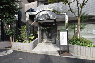 【エントランス】