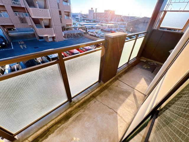ヴィブレ司のバルコニー