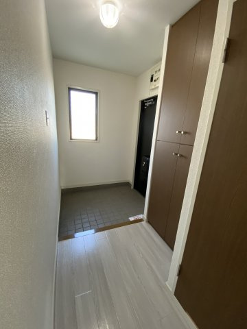 ヴィブレ司の玄関