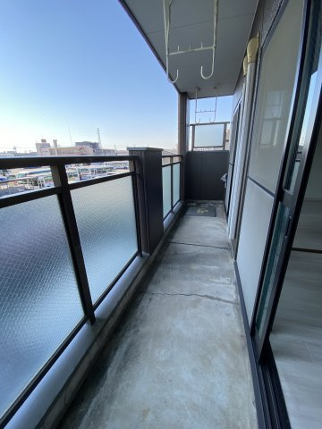 ヴィブレ司のバルコニー