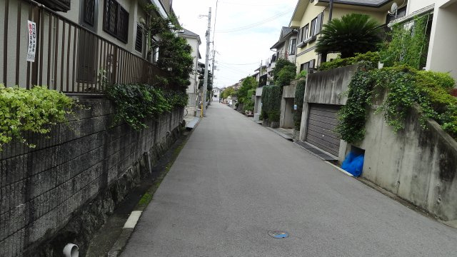 箕面市粟生外院４丁目　中古戸建の周辺