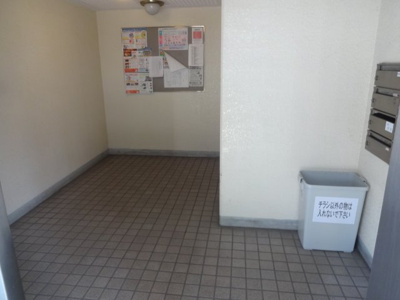 【エントランス】 | フォルム３３