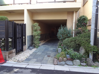 【エントランス】