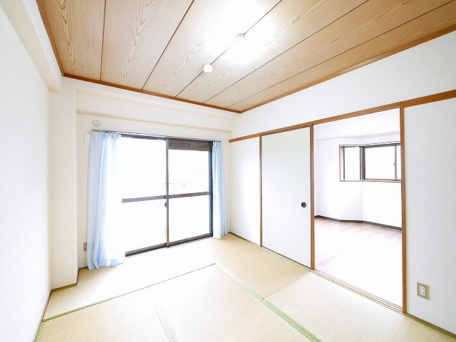 グレースコーポ東生駒の和室|趣のある和室です