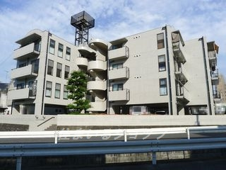 広島市安佐北区落合１丁目の賃貸マンションの外観