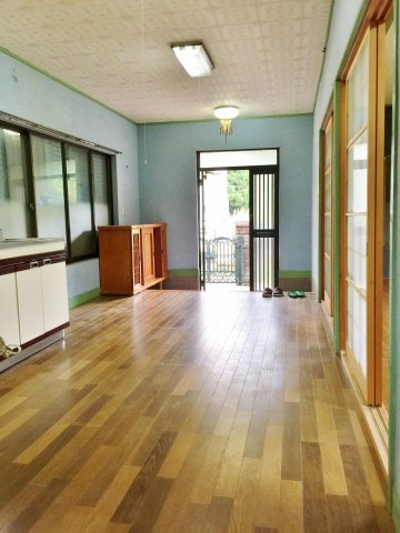 東金貸家の居間・リビング