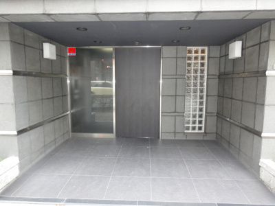 【エントランス】 | LAスイート上野