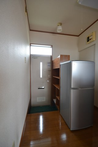 【玄関】 | コーポセゾンⅢ