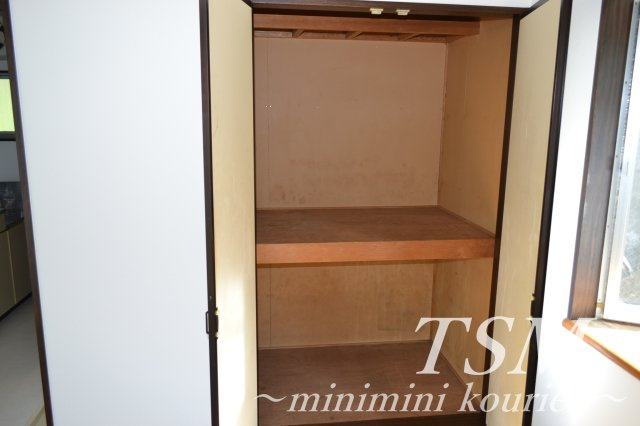 フェニックスハイツＣ棟の収納|洋室の収納