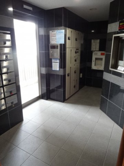 【エントランス】