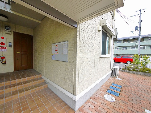 フォンティーヌのエントランス|落ち着いたエントランスです