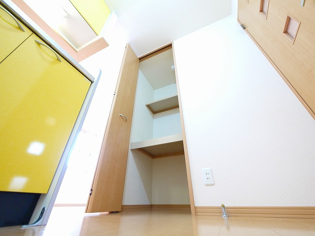 フォンティーヌの収納|便利な収納スペースです