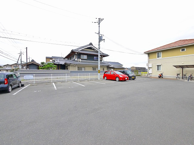 フォンティーヌの駐車場|駐車場です