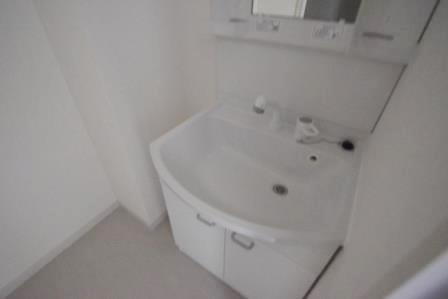 リブリ・テラ海神の洗面所|シャンプードレッサー付きです