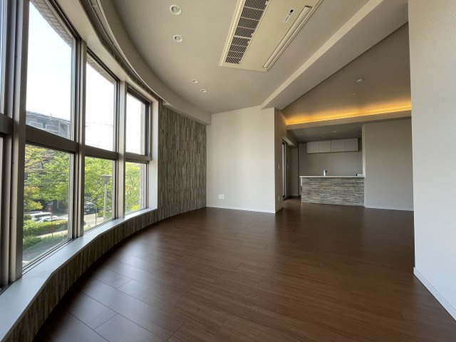【居間・リビング】 | イーグル山手